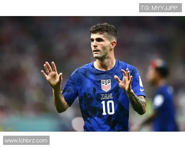 新一代足球天才崭露头角，未来巨星的成长轨迹与挑战