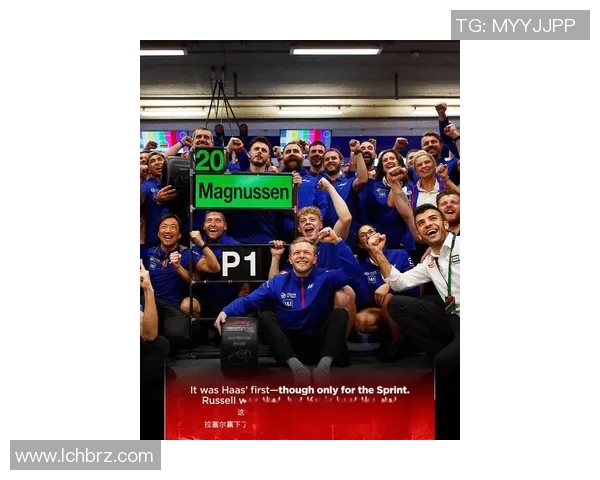 足球球星纷纷祈祷迎接新赛季展现最佳状态与团队协作